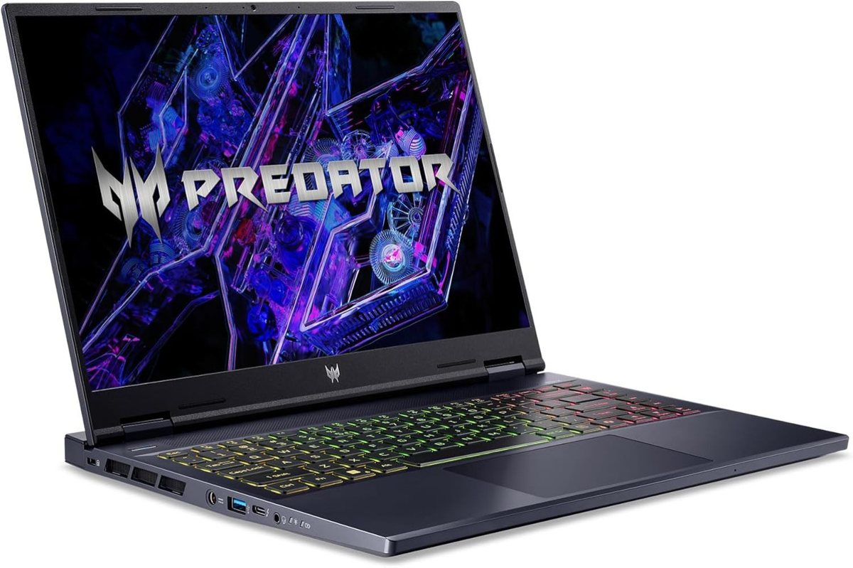 Acer Predator Helios Neo 14 PHN14-51-79UB, Front and left side